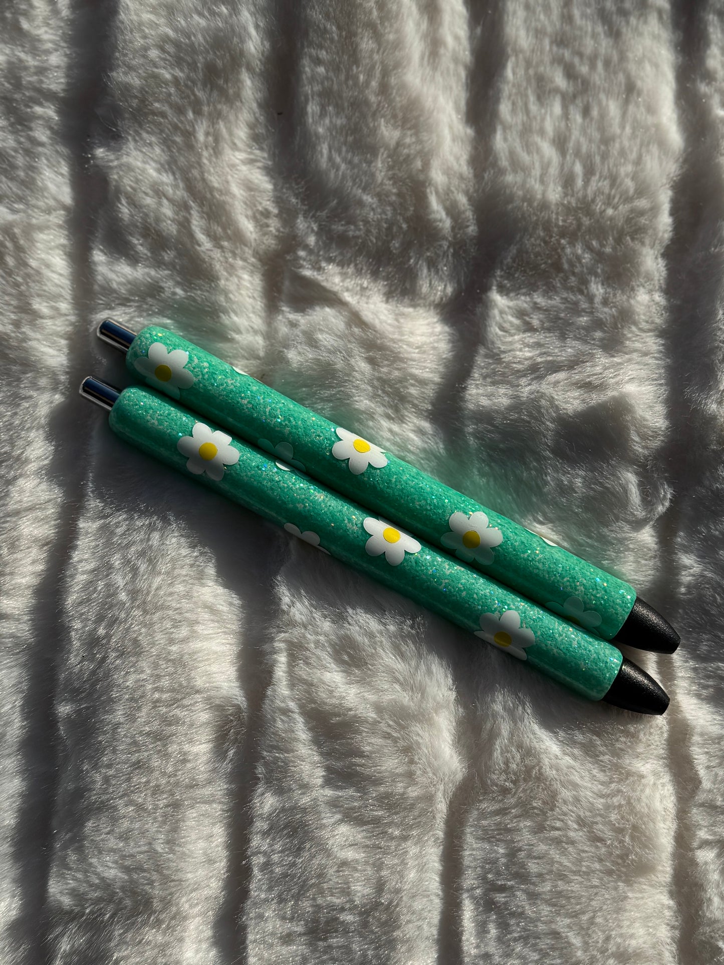 Pastel Daises Glitter 6 Pen Set