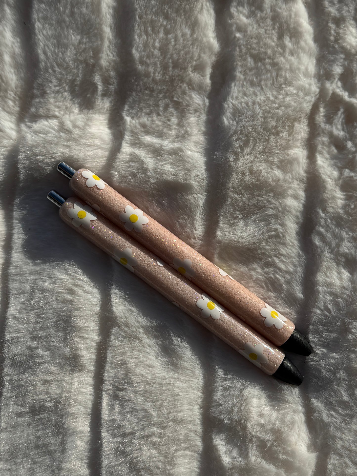 Pastel Daises Glitter 6 Pen Set