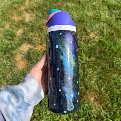 32oz Black Northern Lights with Snowflakes Owala (Ready to Ship)
