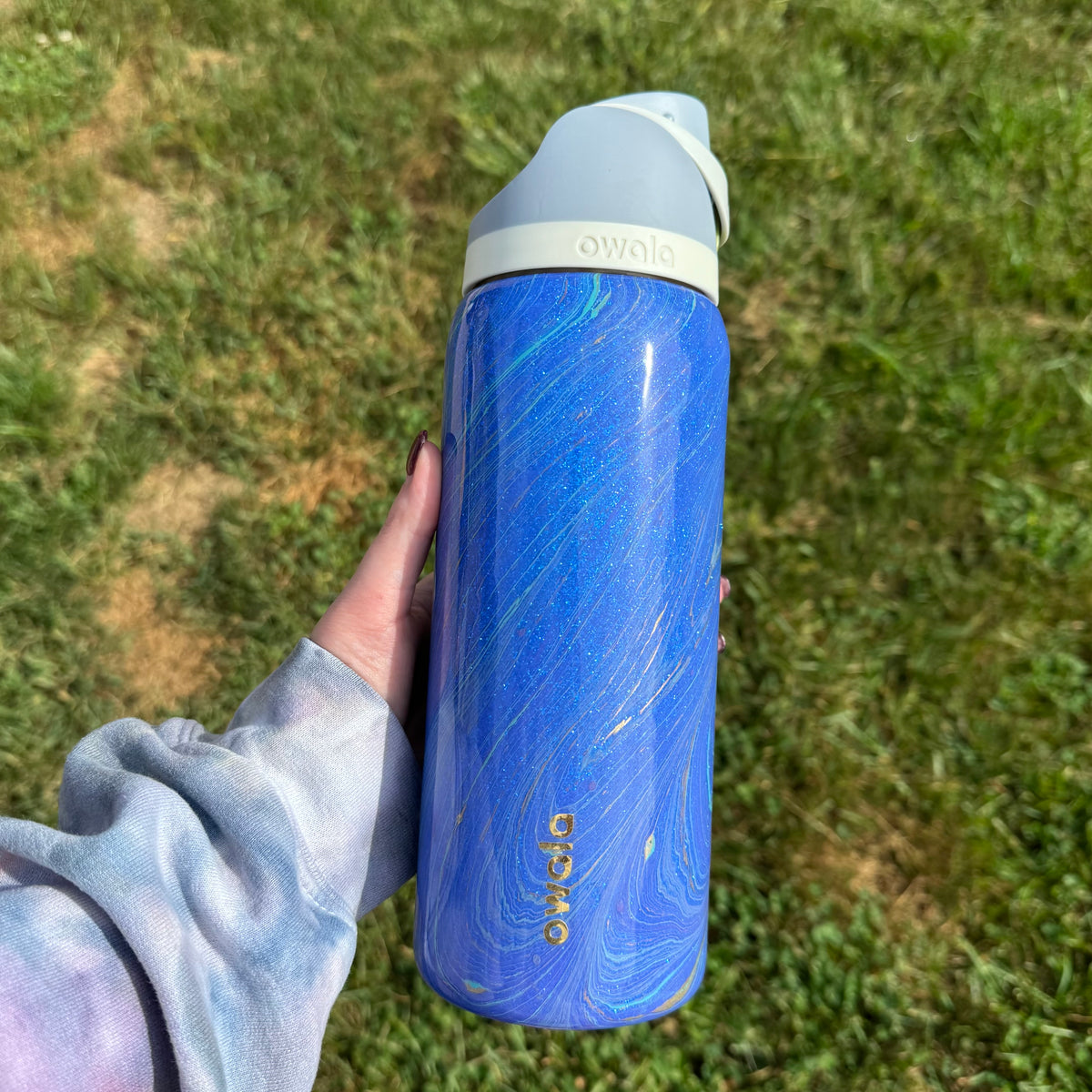 32oz Light Blue, Purple, and Gold Hydrodipped Owala (Ready to Ship)